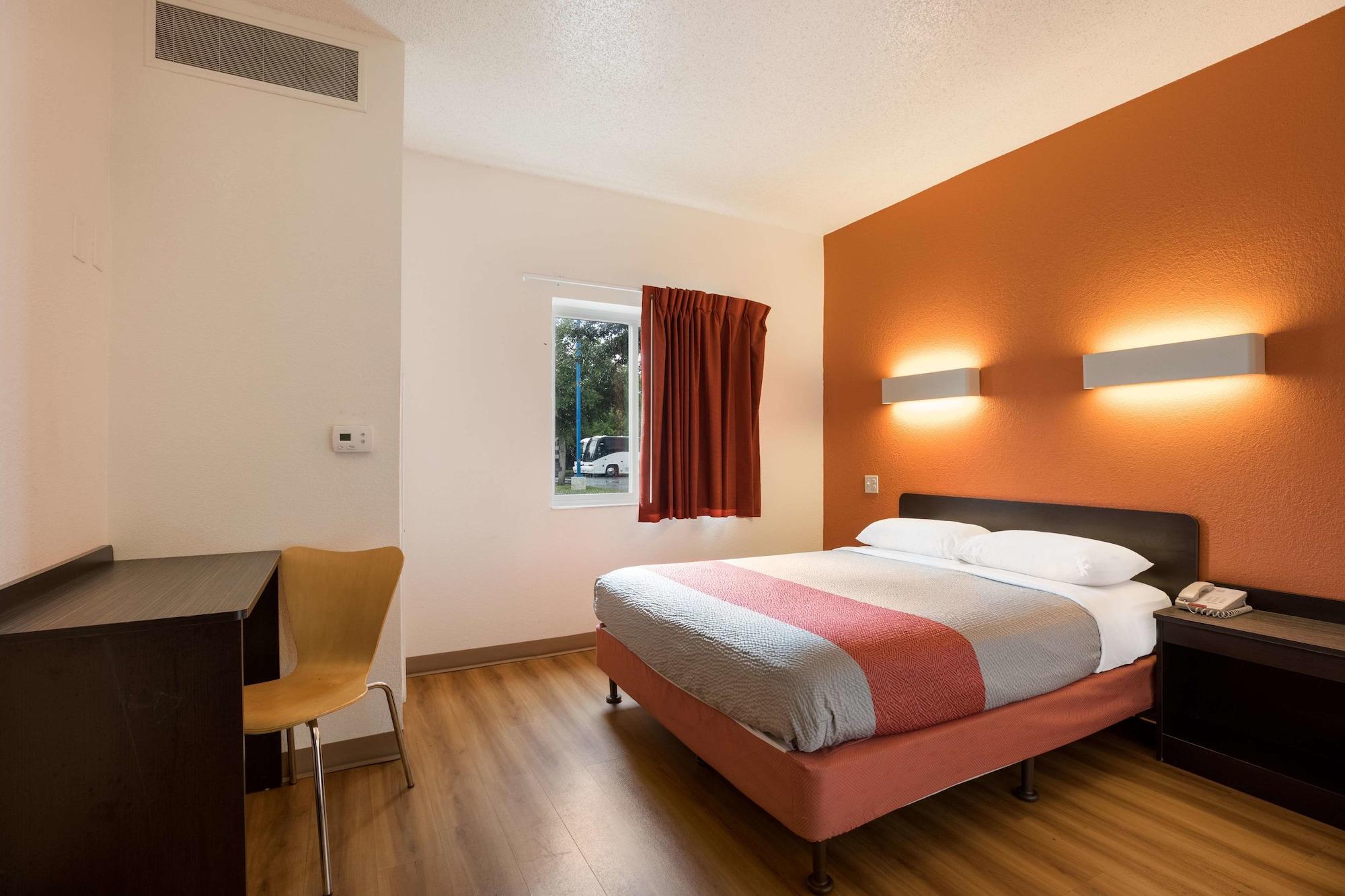 Motel 6-Orlando, Fl - International Dr Bagian luar foto
