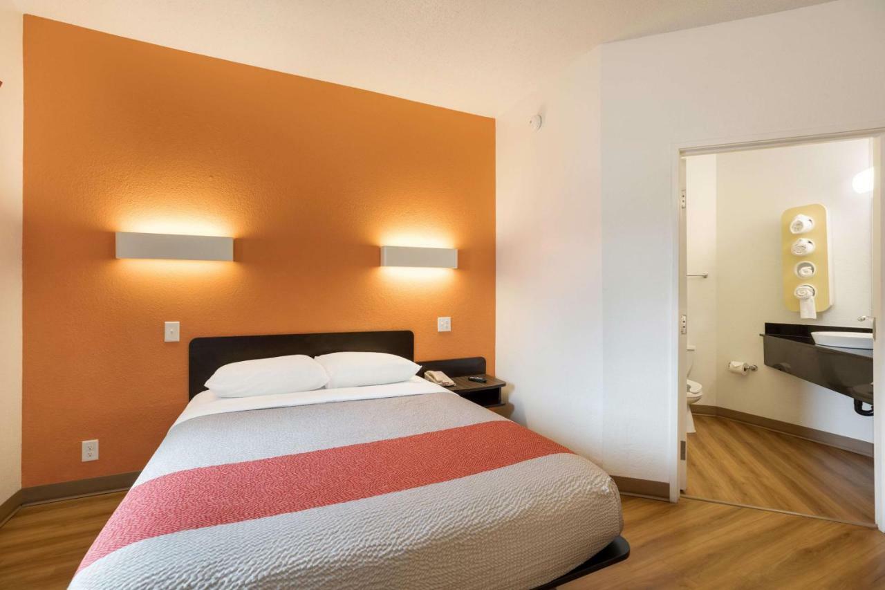 Motel 6-Orlando, Fl - International Dr Bagian luar foto